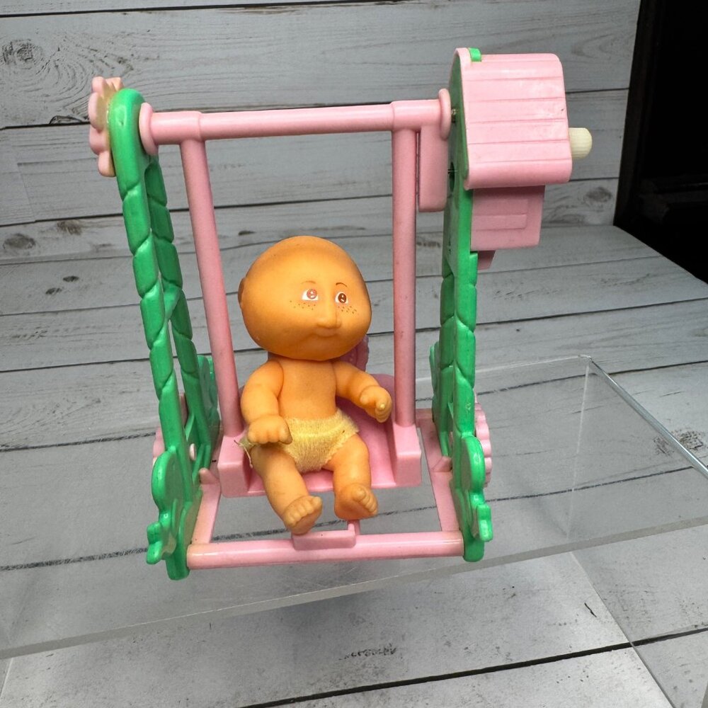 Tomy Cabbage Patch Kids Wind-Up Toy Lotโ of 5 Rocking Horse Swing Cradle Figures - Picture 13 of 16
